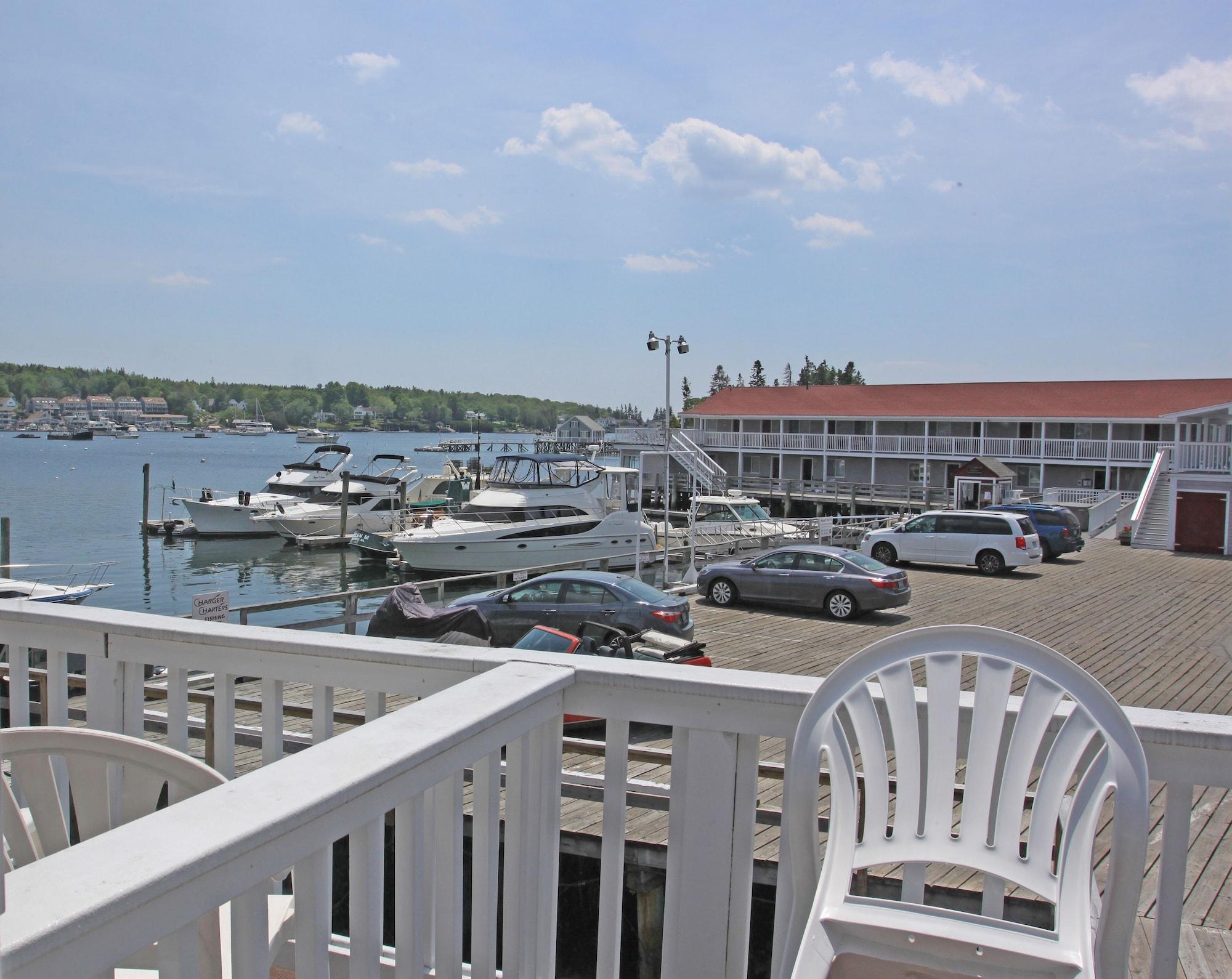 Tugboat Inn Boothbay Harbor Exterior photo