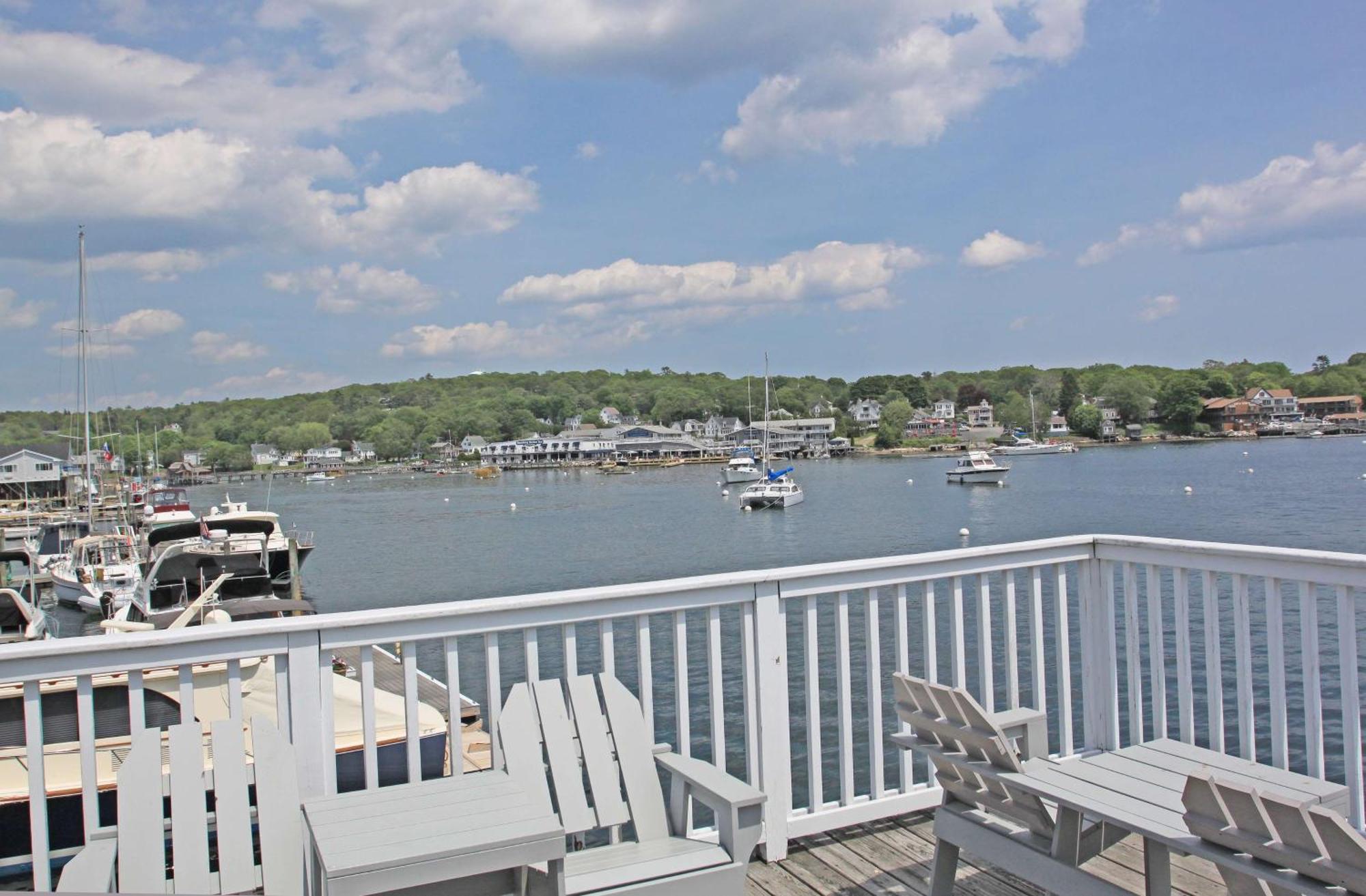Tugboat Inn Boothbay Harbor Exterior photo