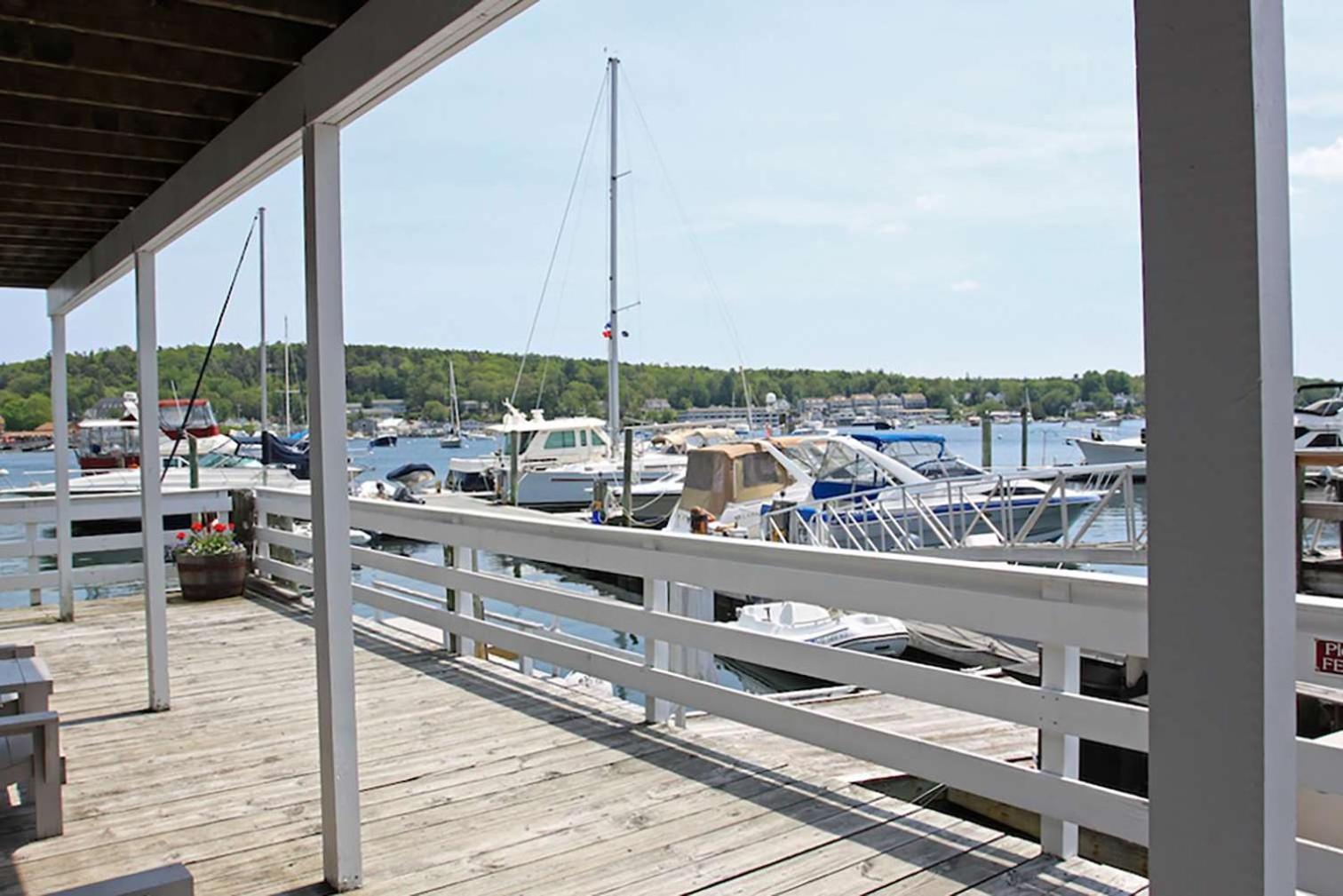 Tugboat Inn Boothbay Harbor Exterior photo