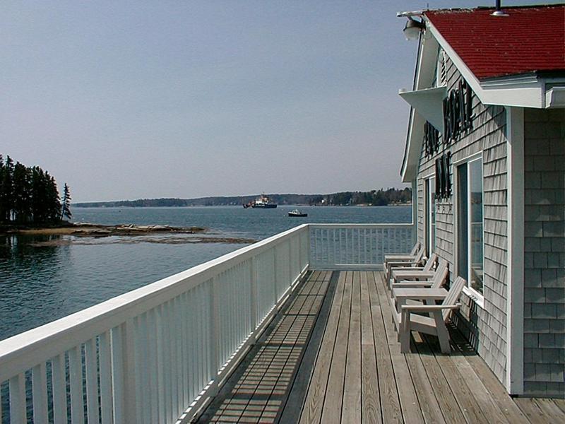 Tugboat Inn Boothbay Harbor Exterior photo